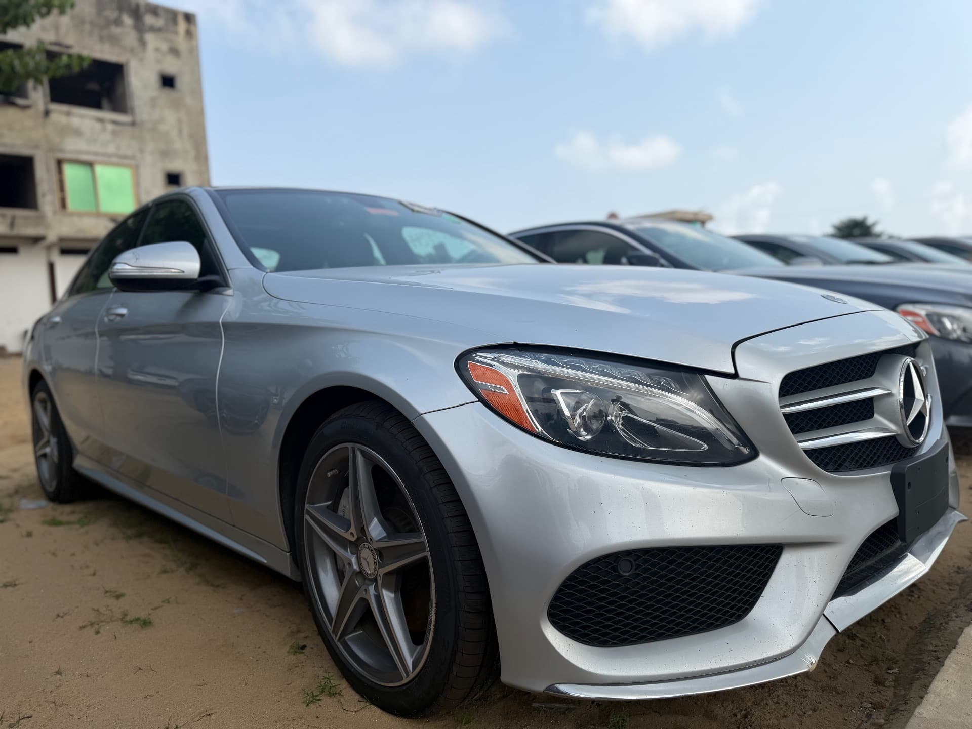 MERCEDES-BENZ C-300 2015